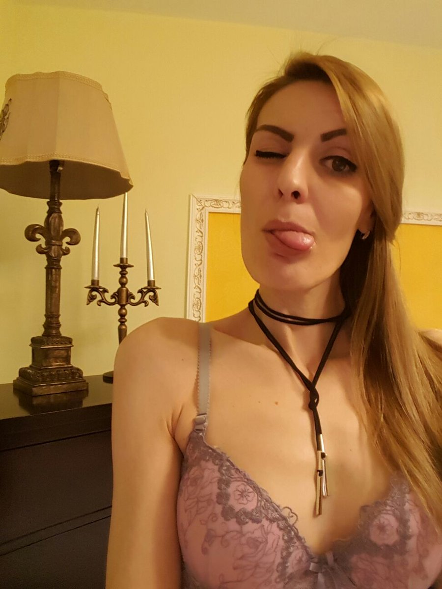 dina-rose stripchat