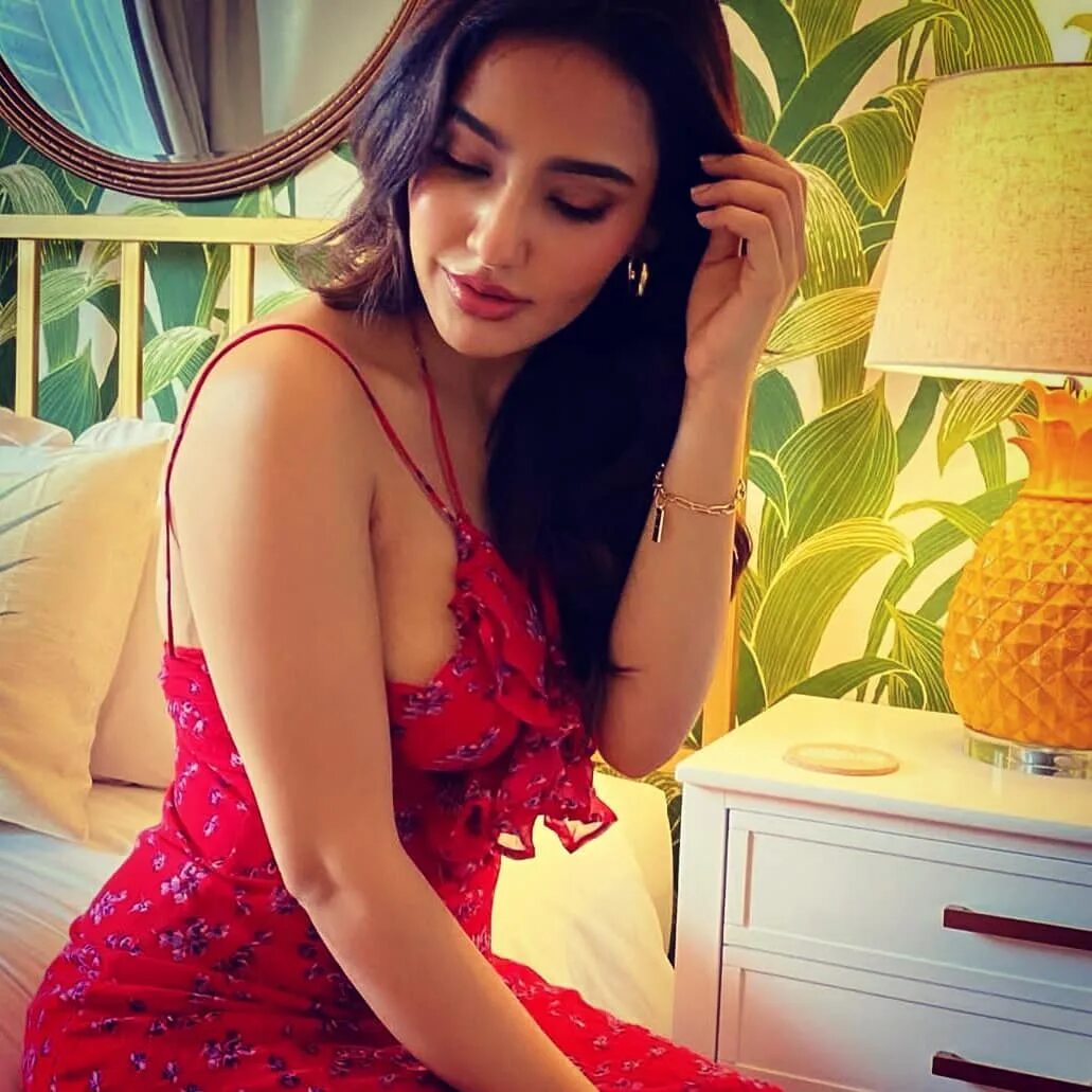 neha sharma stripchat