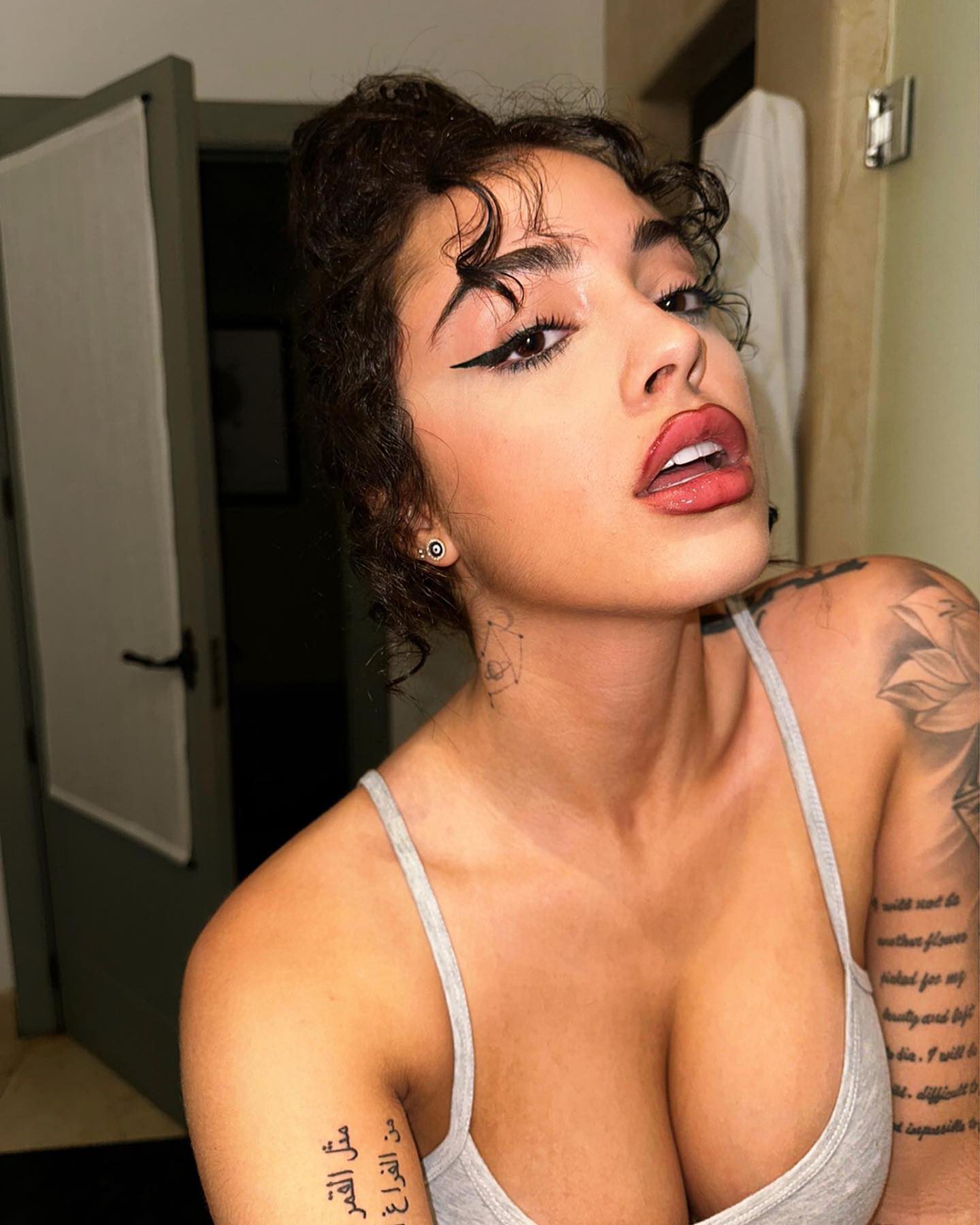 Malu Trevejo Onlyfans Red