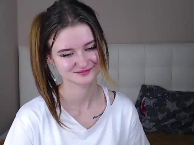 emmika_ stripchat