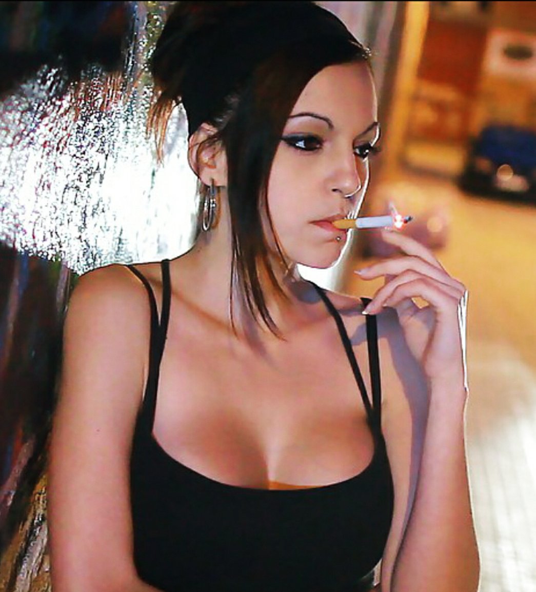 stripchat smoking