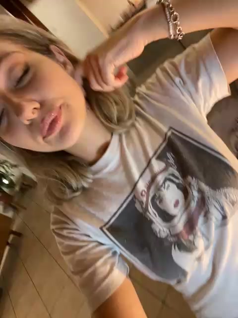 stripchat alexis2604