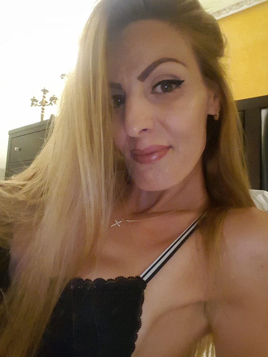 andrea stripchat